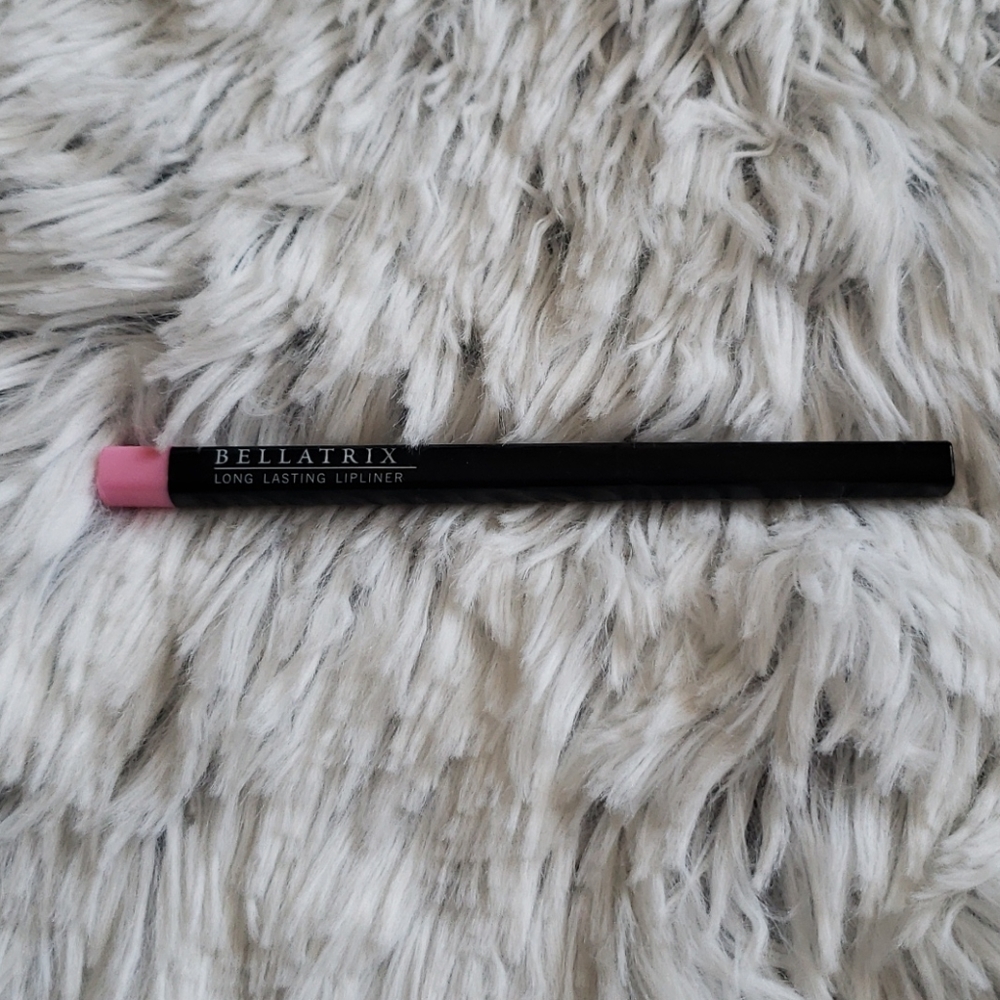 Bellatrix lipliner